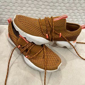 Sorel Kinetic Impact Lace Shoes